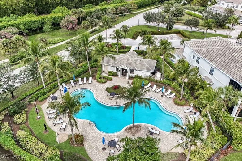 9255 Museo Circle Naples FL 34114