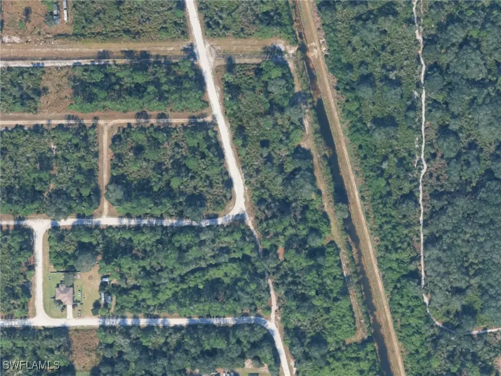 2604 Fitch Avenue Alva FL 33920