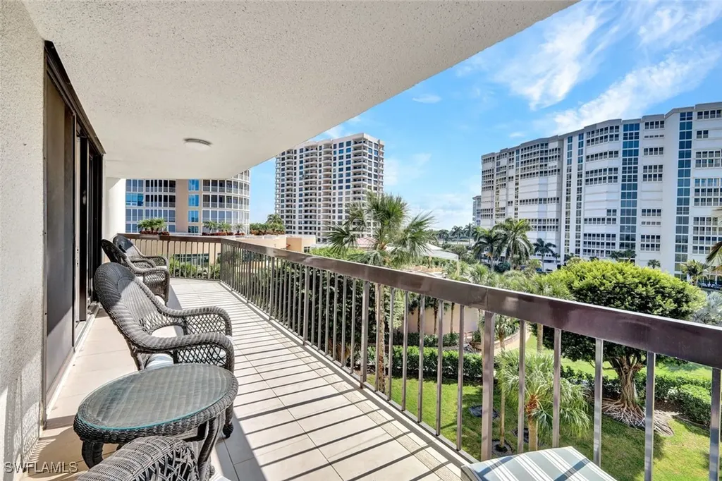 4551 Gulf Shore Boulevard N Naples FL 34103