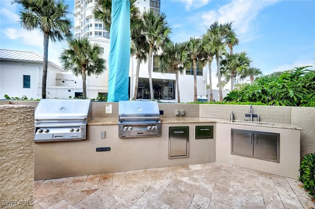 4551 Gulf Shore Boulevard N Naples FL 34103