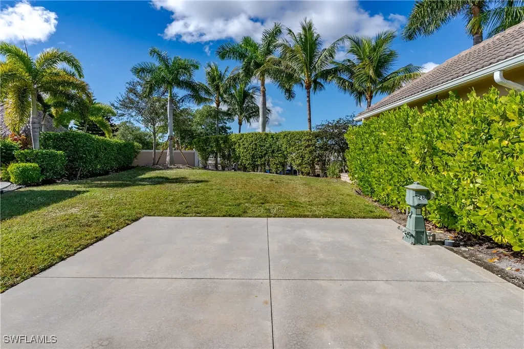 13407 Snook Circle Naples FL 34114