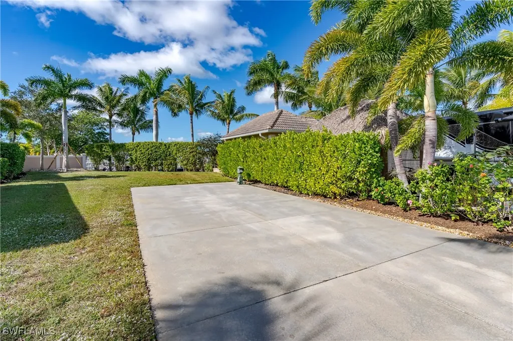 13407 Snook Circle Naples FL 34114