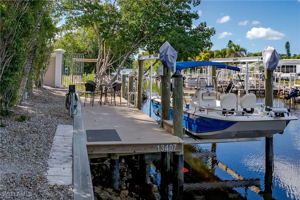 13407 Snook Circle Naples FL 34114