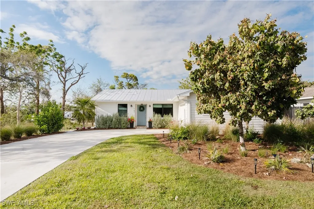 167 1st Street Bonita Springs FL 34134