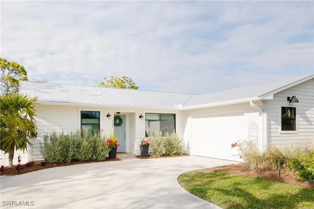 167 1st Street Bonita Springs FL 34134