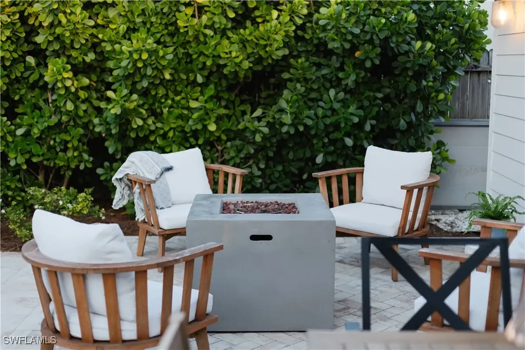 167 1st Street Bonita Springs FL 34134