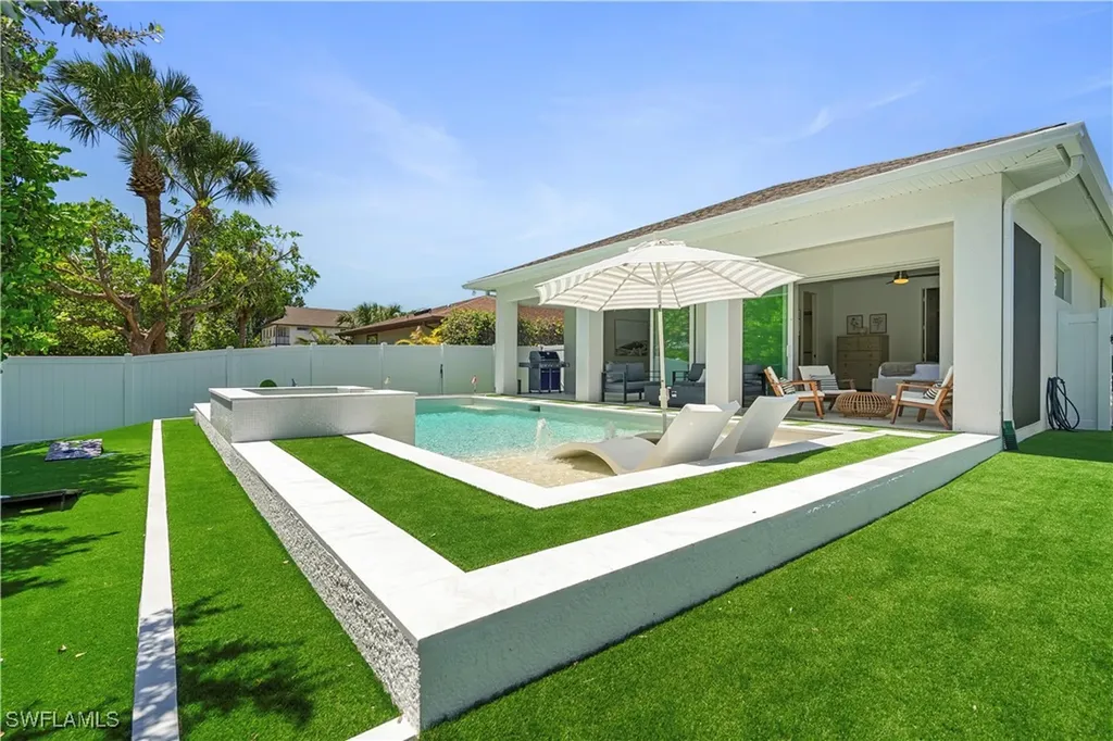 1100 Steeves Avenue Naples FL 34104