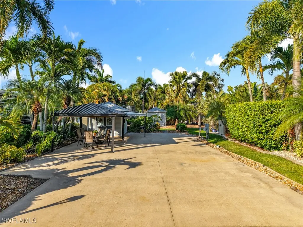 10141 Shadowood Court Fort Myers FL 33905