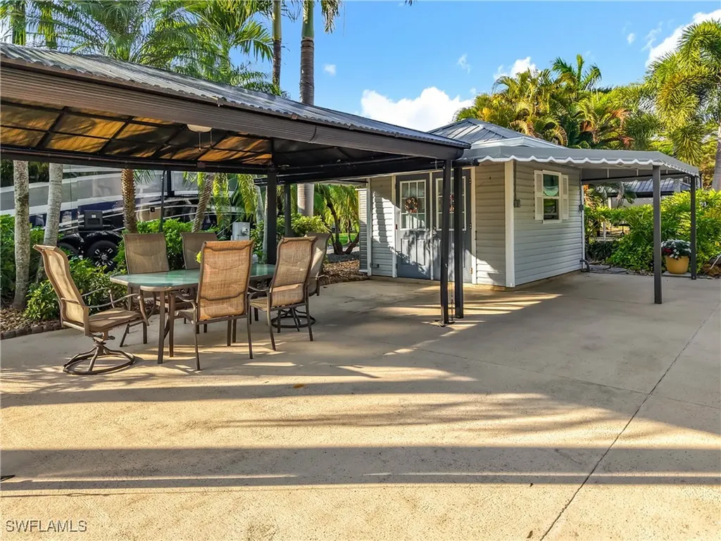 10141 Shadowood Court Fort Myers FL 33905