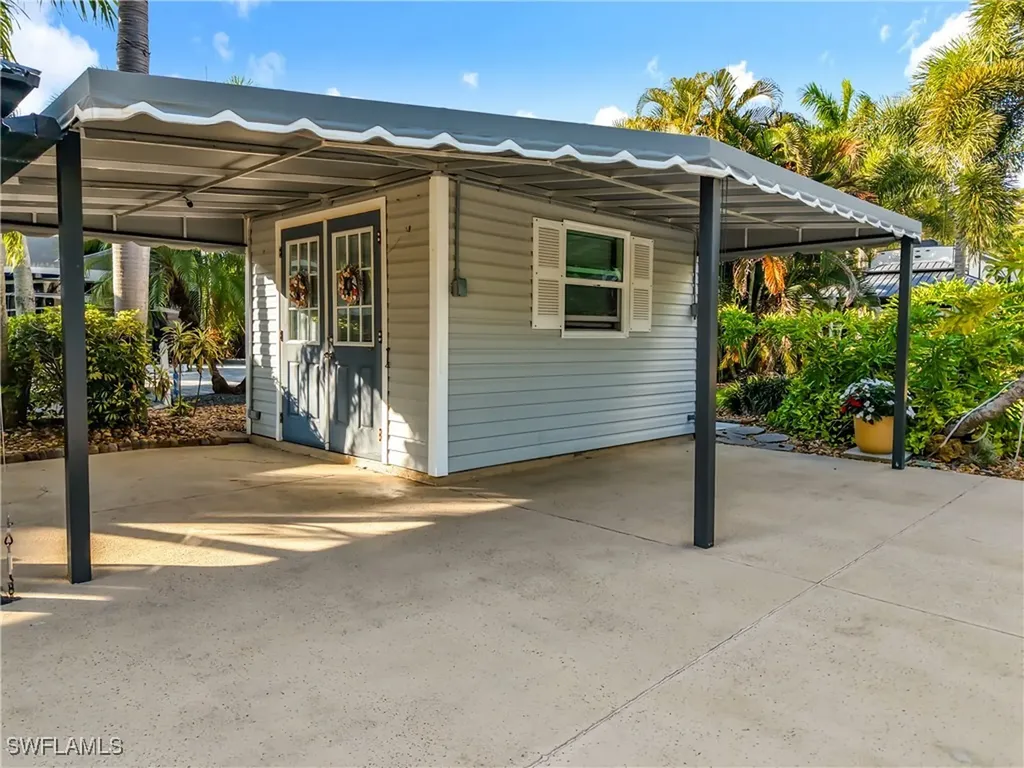 10141 Shadowood Court Fort Myers FL 33905