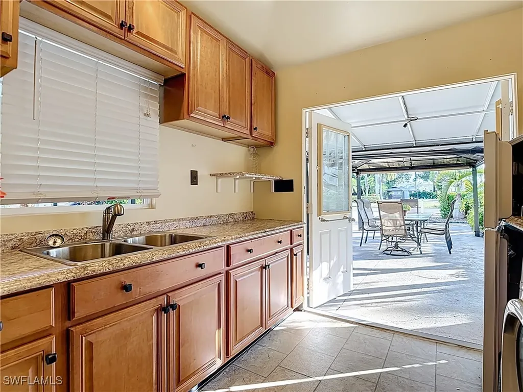 10141 Shadowood Court Fort Myers FL 33905