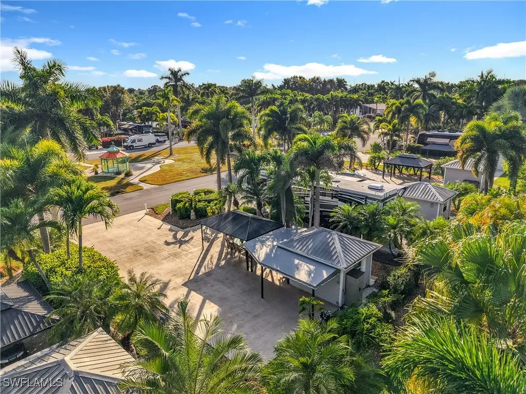 10141 Shadowood Court Fort Myers FL 33905