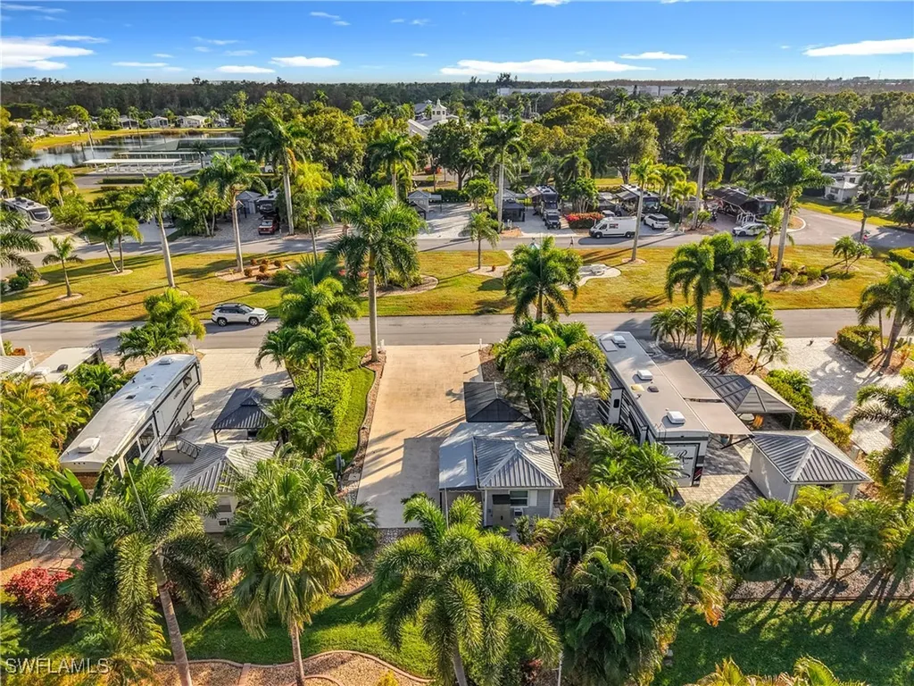 10141 Shadowood Court Fort Myers FL 33905