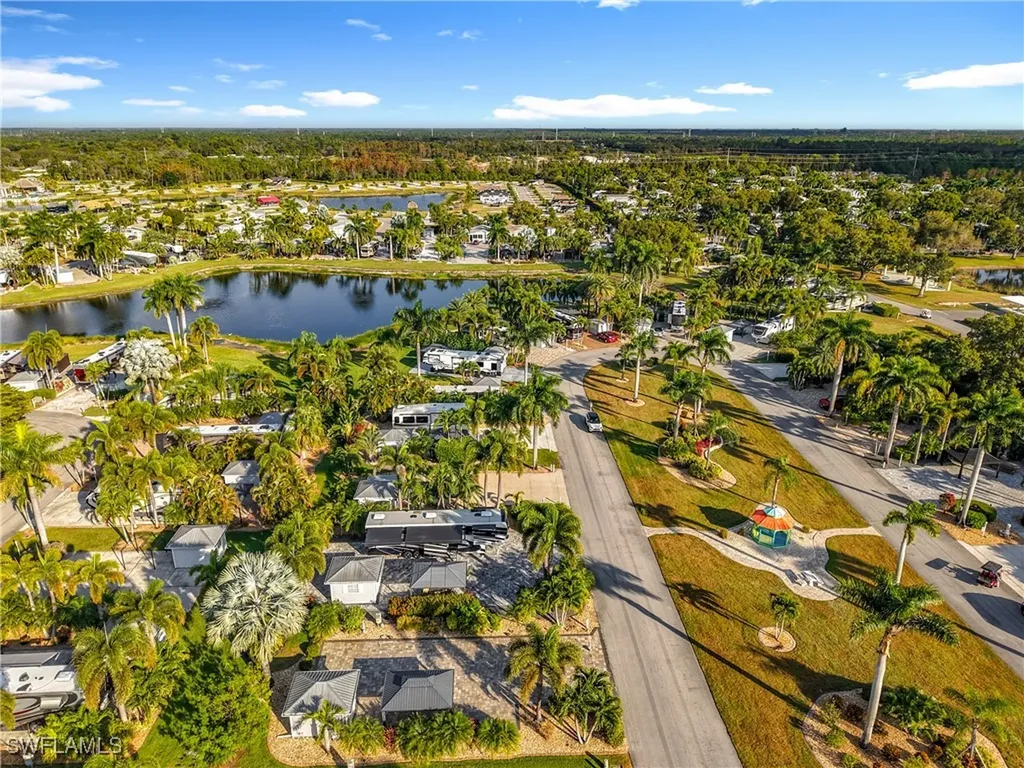 10141 Shadowood Court Fort Myers FL 33905