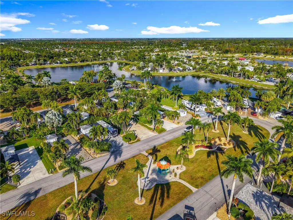 10141 Shadowood Court Fort Myers FL 33905