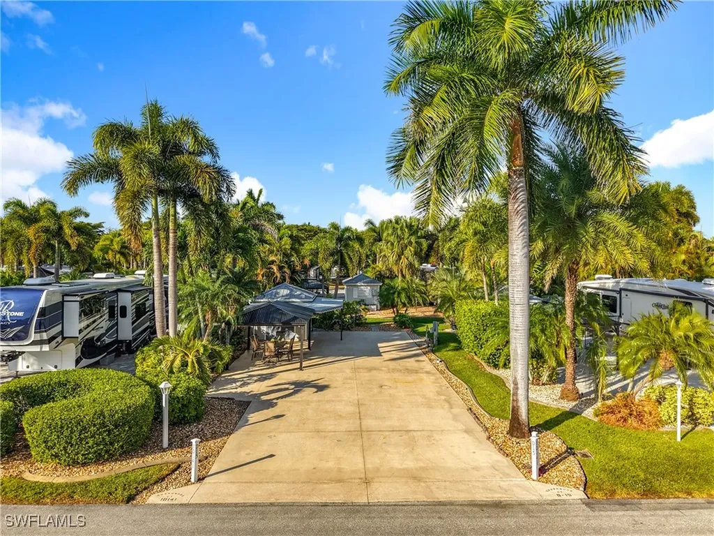 10141 Shadowood Court Fort Myers FL 33905