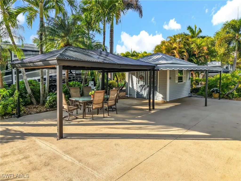 10141 Shadowood Court Fort Myers FL 33905