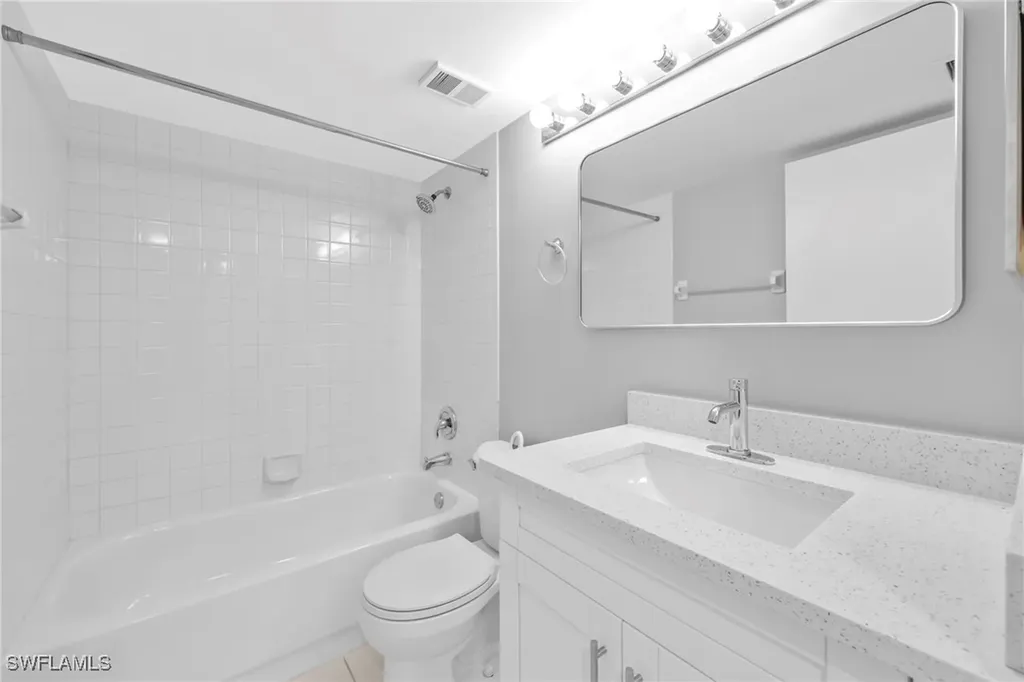 7791 Esmeralda Way Naples FL 34109