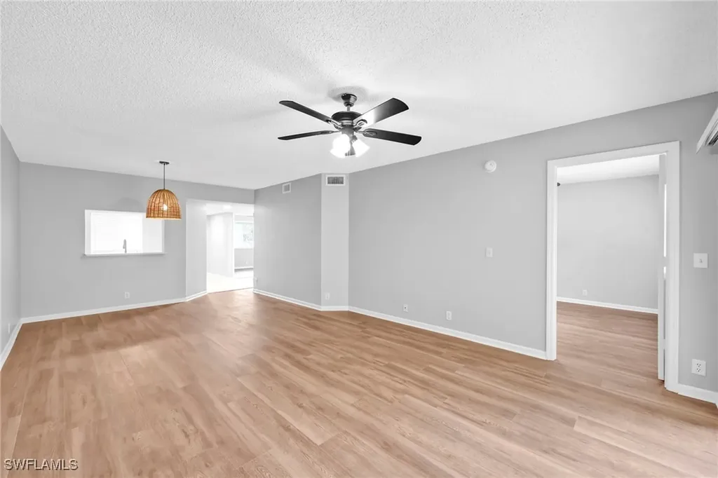 7791 Esmeralda Way Naples FL 34109