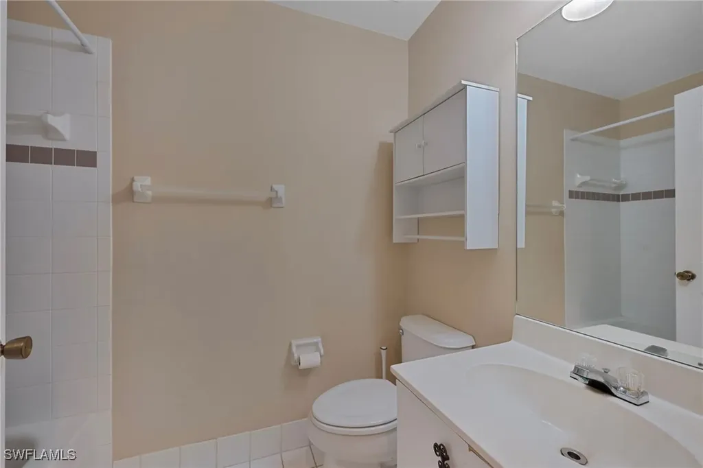 6610 Huntington Lakes Circle Naples FL 34119