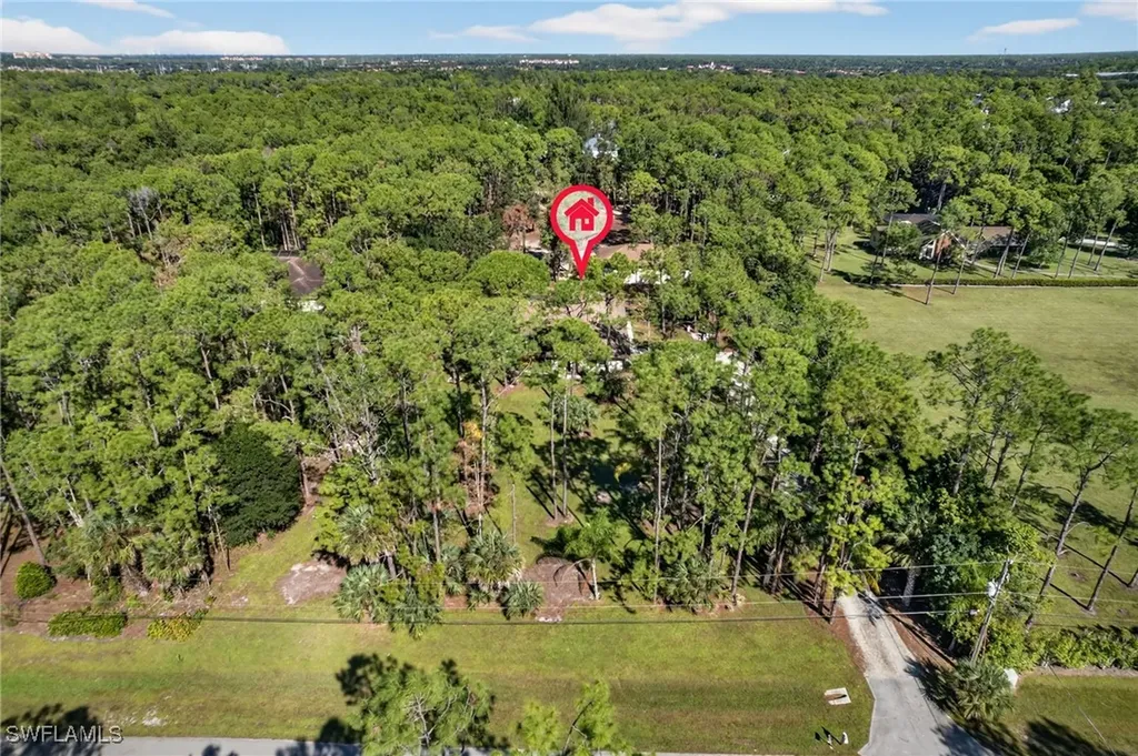 6811 Sandalwood Lane Naples FL 34109