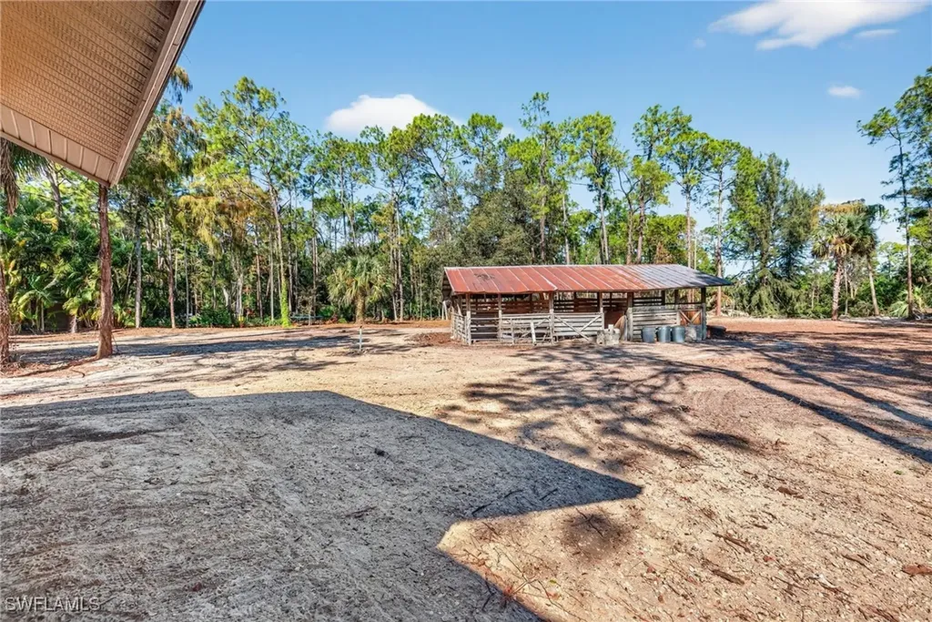 6811 Sandalwood Lane Naples FL 34109