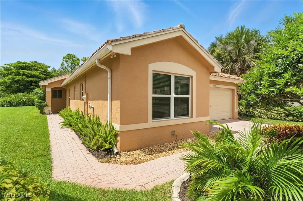 2085 Painted Palm Drive Naples FL 34119
