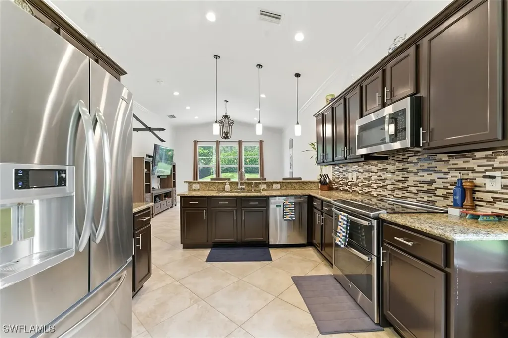 2085 Painted Palm Drive Naples FL 34119