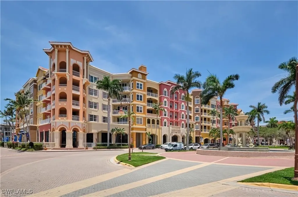 450 Bayfront Place Naples FL 34102