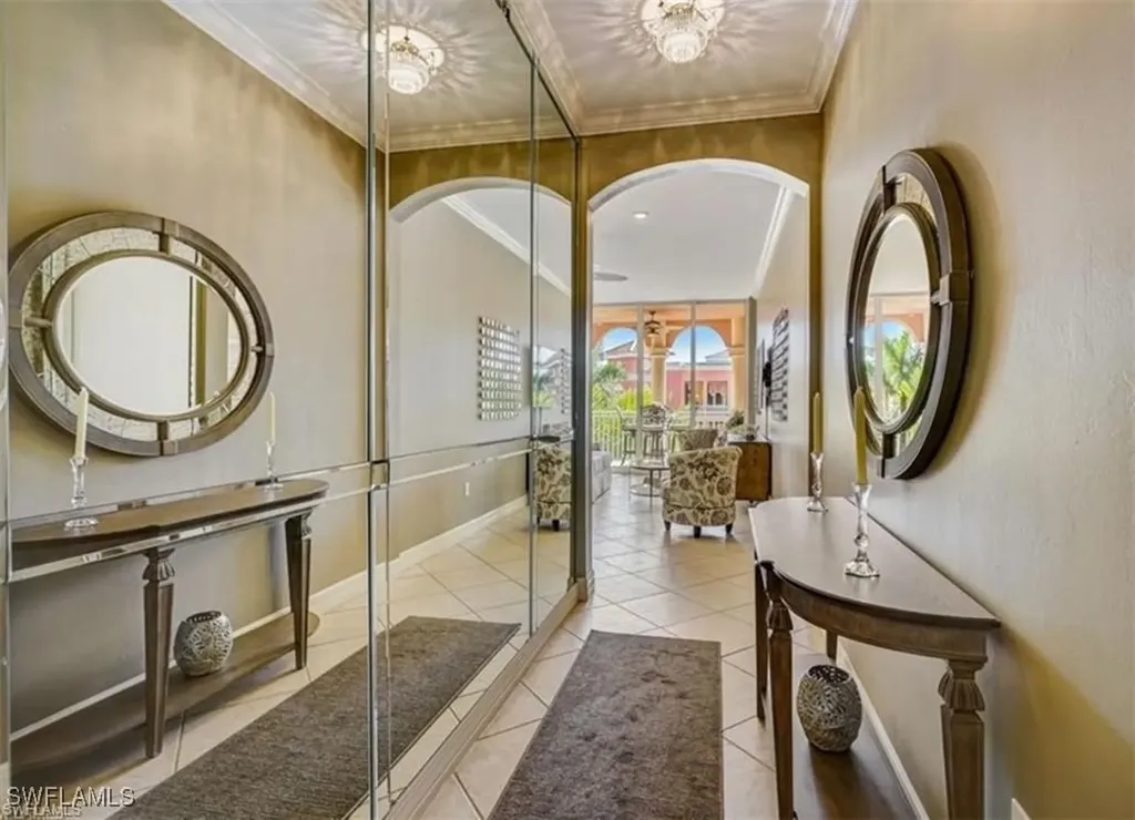 450 Bayfront Place Naples FL 34102