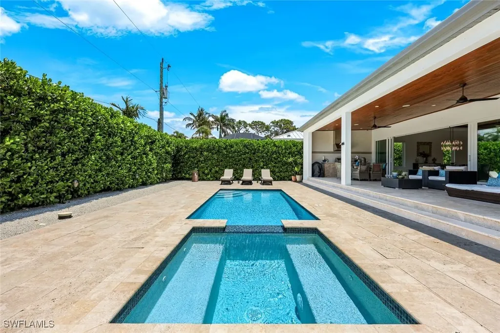 1167 22nd Avenue N Naples FL 34103