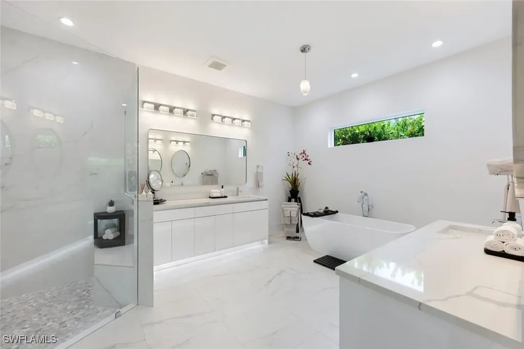 1167 22nd Avenue N Naples FL 34103