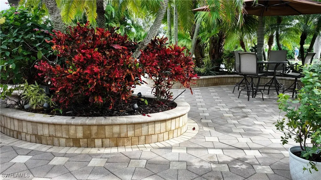 4662 Southern Breeze Drive Naples FL 34114