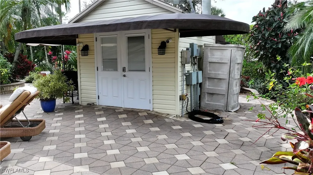 4662 Southern Breeze Drive Naples FL 34114