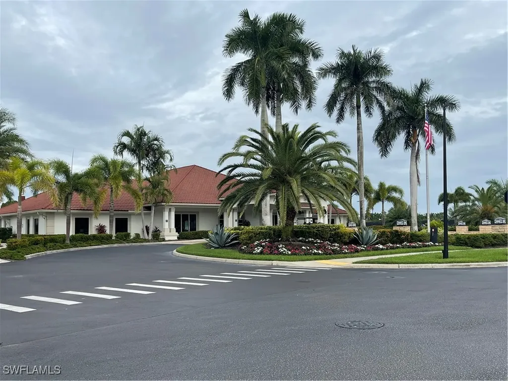 4662 Southern Breeze Drive Naples FL 34114