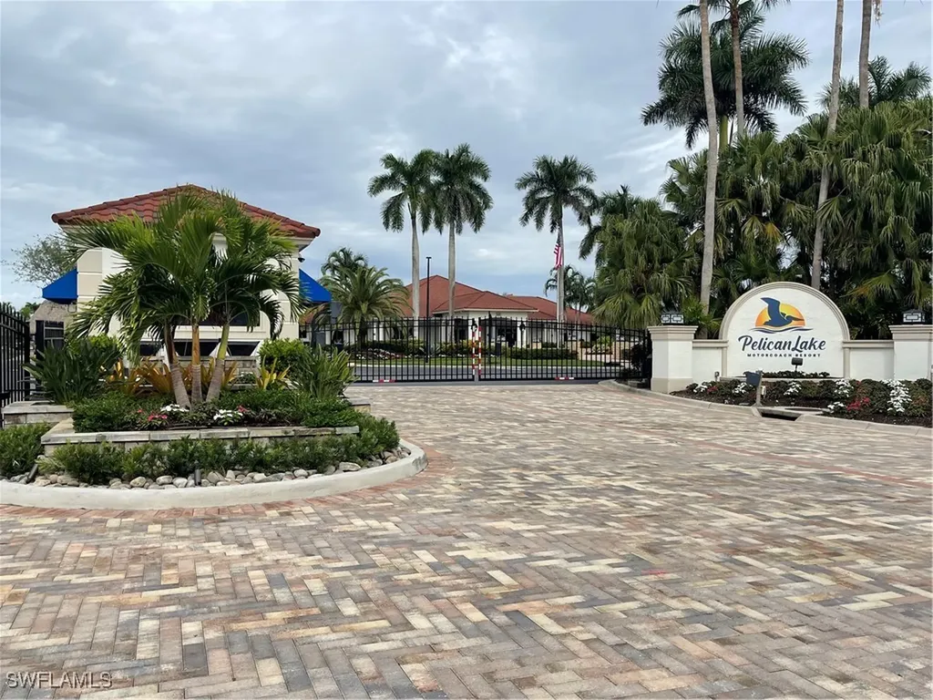 4662 Southern Breeze Drive Naples FL 34114