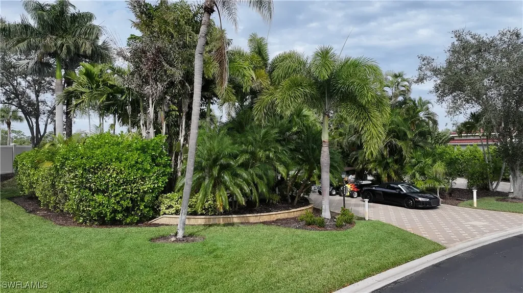 4662 Southern Breeze Drive Naples FL 34114