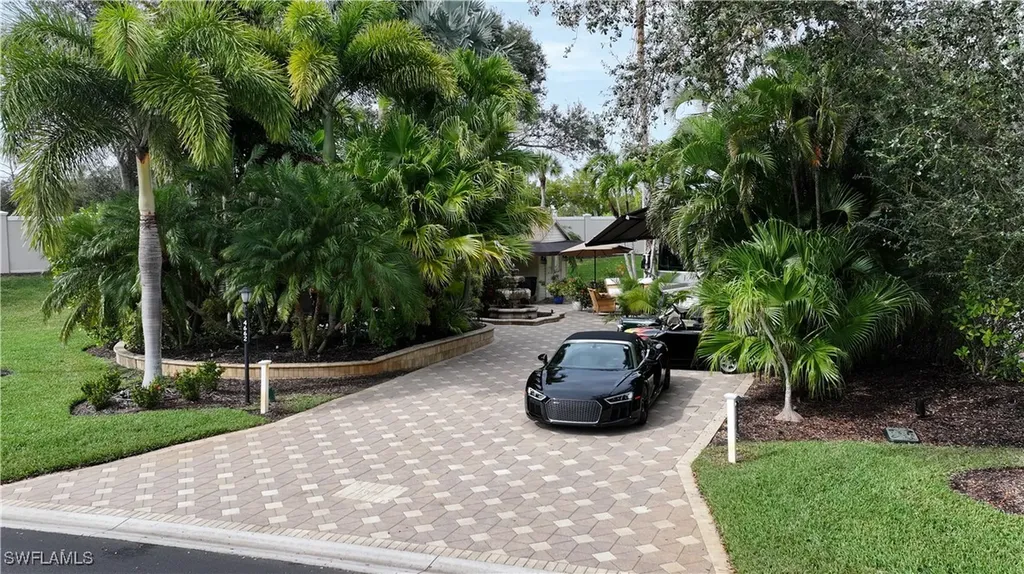 4662 Southern Breeze Drive Naples FL 34114