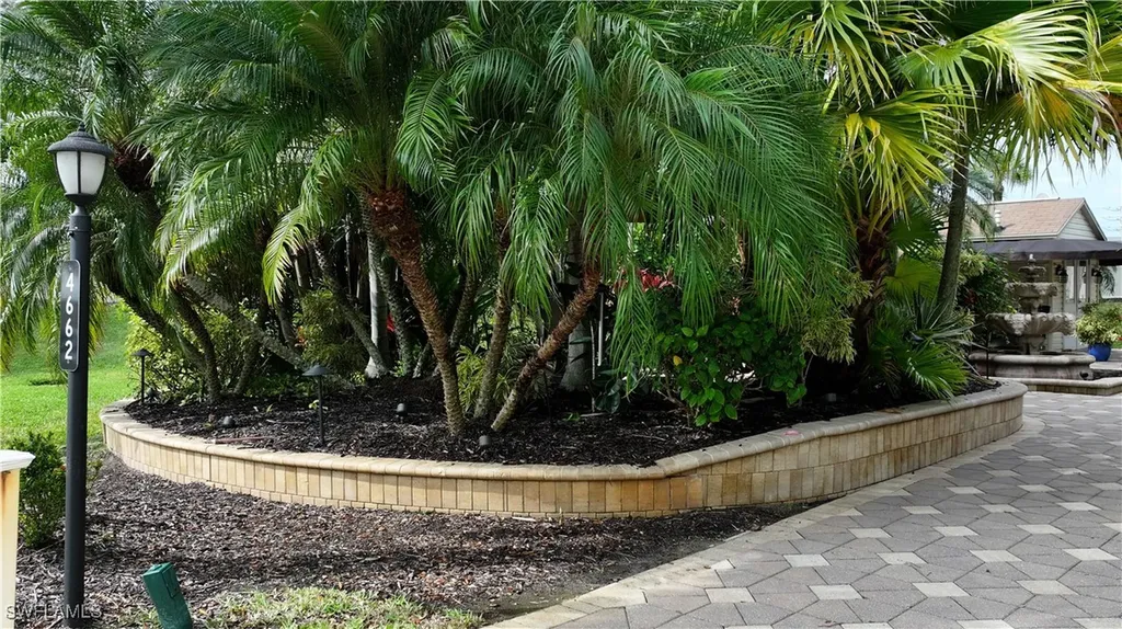 4662 Southern Breeze Drive Naples FL 34114