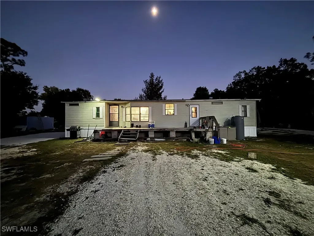 7993 Ebson Drive North Fort Myers FL 33917