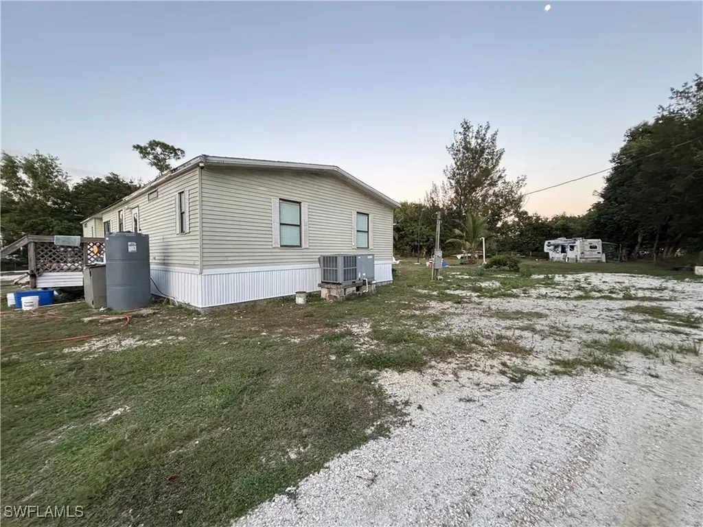 7993 Ebson Drive North Fort Myers FL 33917