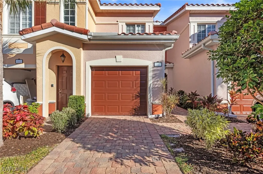 Estero FL, 20310 Estero Gardens Circle, Unit 102