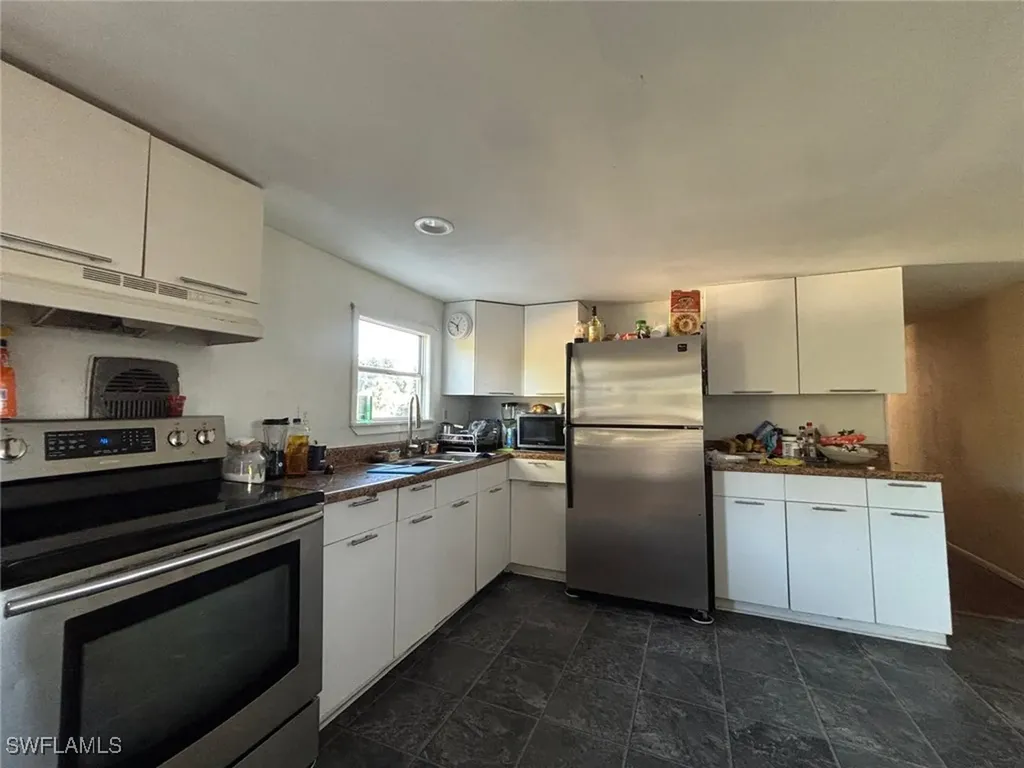 8106 Penny Drive North Fort Myers FL 33917