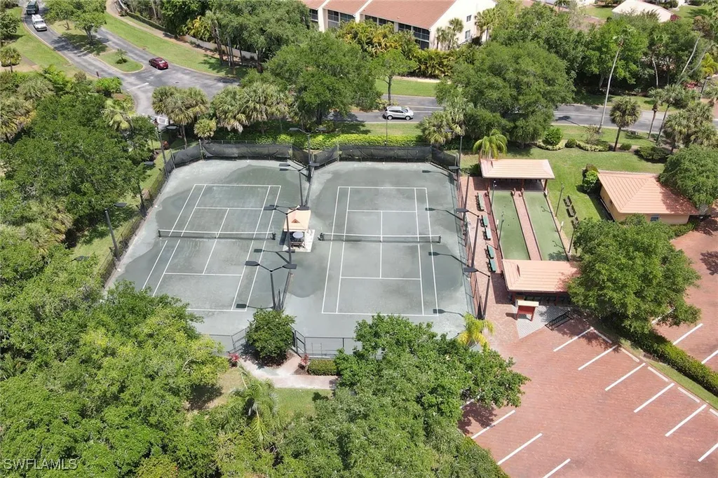 2370 Hidden Lake Court Naples FL 34112