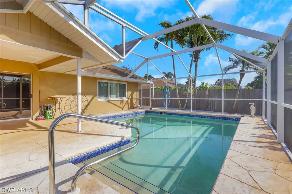 132 Johnnycake Drive Naples FL 34110