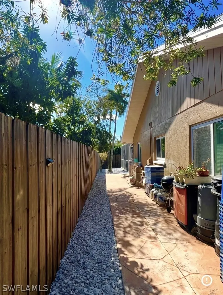 132 Johnnycake Drive Naples FL 34110