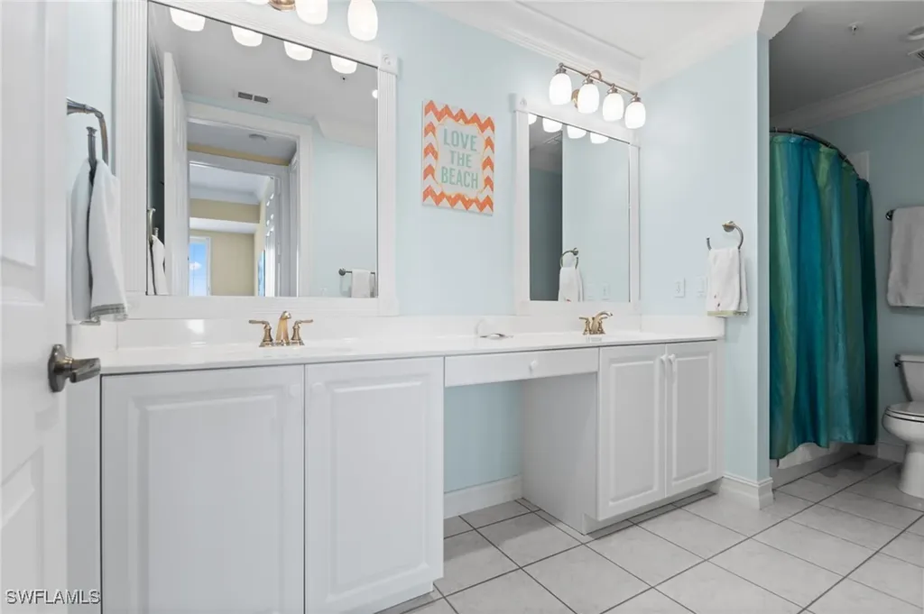 1875 Les Chateaux Boulevard Naples FL 34109