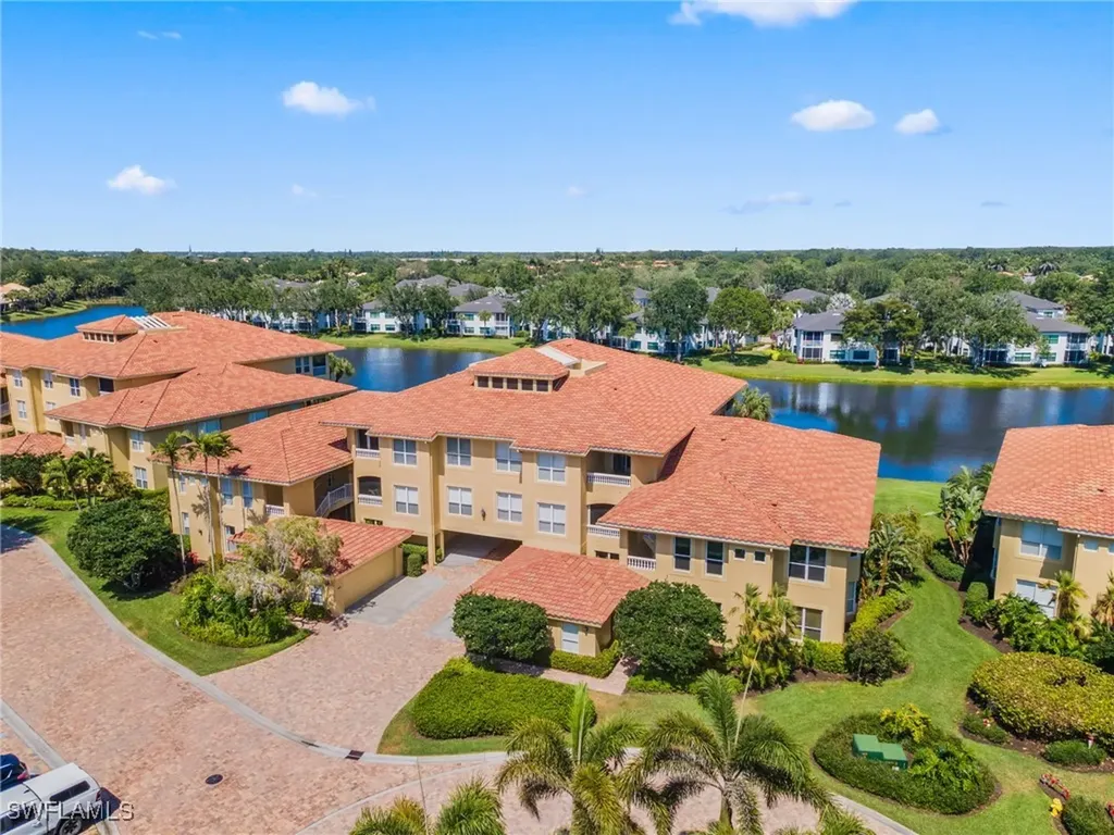 1875 Les Chateaux Boulevard Naples FL 34109