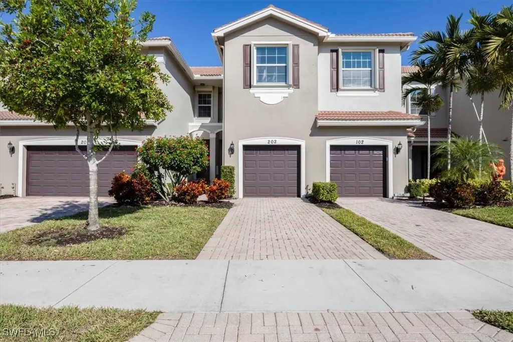 6502 Monterey Point Naples FL 34105