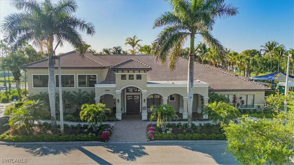 6502 Monterey Point Naples FL 34105